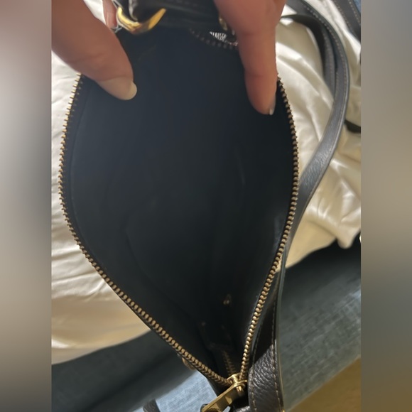 Fossil - Black Leather - Crossbody - Matching Wallet - Picture 4 of 16